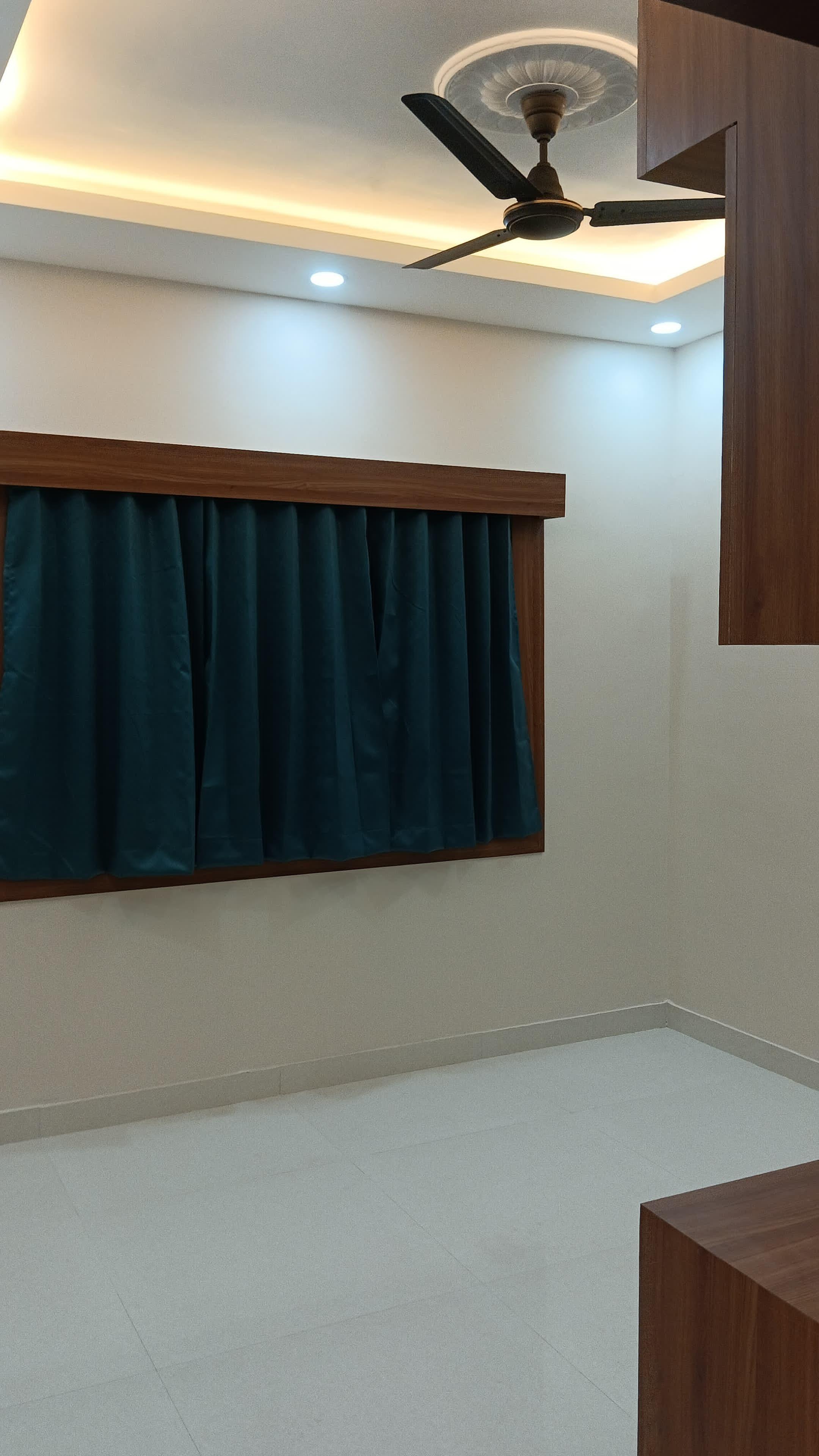 3bhk Flat is For Sale in Ranchi Bariatu Road at Bargain Road